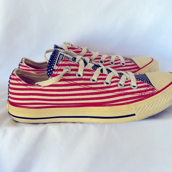 Pre- Loved Converse All Star Red White Stripe Stars USA Flag Low Top Sneakers - Picture 6 of 11